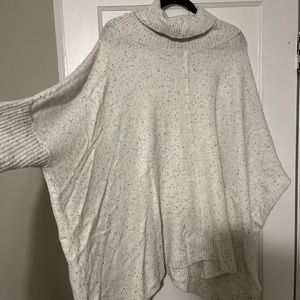 LOFT Plus Poncho